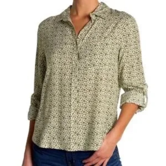 Velvet Heart Elisa Roll Tab Button-Down Black White Floral Pattern Blouse Size L - Picture 12 of 13